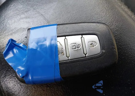 2013 Hyundai Tucson Limited z USA, uszkodzony, nr VIN KM8JU3AC9DU764183